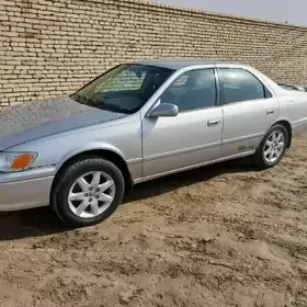 Toyota Camry 2000