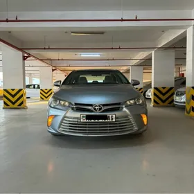 Toyota Camry 2016