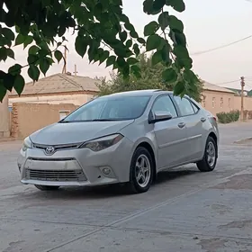 Toyota Corolla 2015