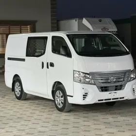 Nissan Urvan 2023