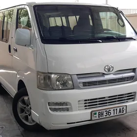 Toyota Hiace 2006