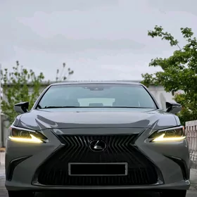 Lexus ES 350 2019