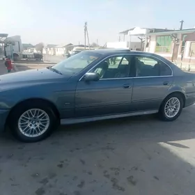 BMW E39 2003