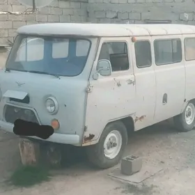 UAZ 452 1999