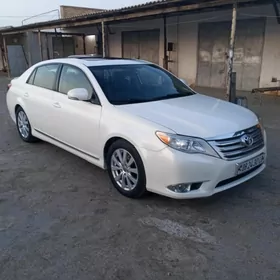 Toyota Avalon 2011