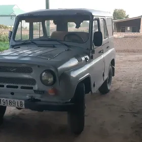 UAZ 469 2003