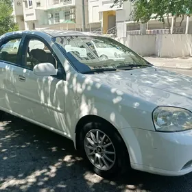 Daewoo Lacetti 2003