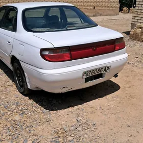 Toyota Carina 1992