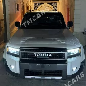 Toyota Land Cruiser Prado 2024