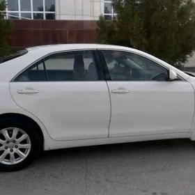 Toyota Camry 2011