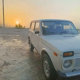 Lada Niva 1982