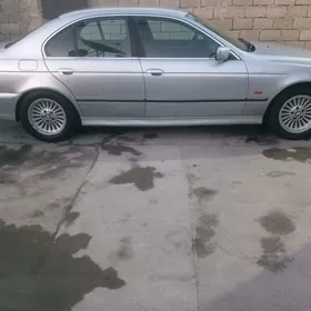 BMW E39 1999