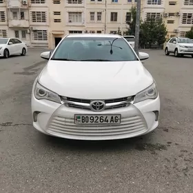 Toyota Camry 2016