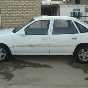 Opel Vectra 1990