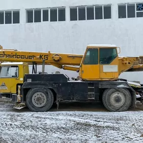 Liebherr LG 1993