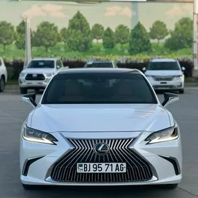 Lexus ES 350 2021