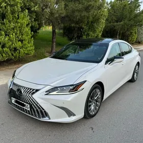 Lexus ES 350 2019