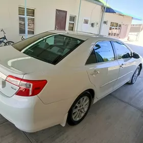 Toyota Camry 2012