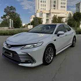 Toyota Camry 2023