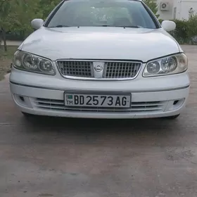 Nissan Sunny 2005