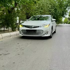 Toyota Avalon 2013