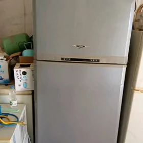 холодильник танк