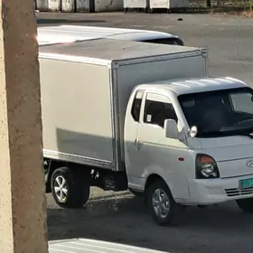 Hyundai H100 2014