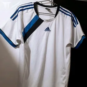 Futbolka Adidas