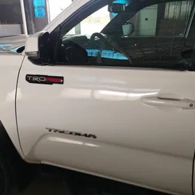 Toyota Tacoma 2021