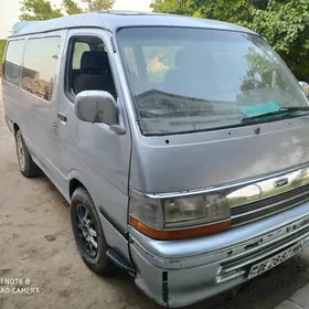 Toyota Hiace 1990