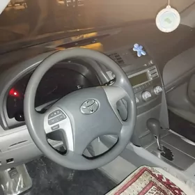 Toyota Camry 2011