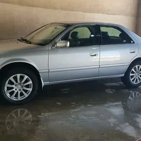 Toyota Camry 2001