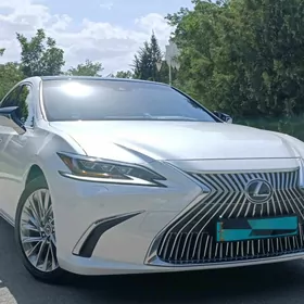 Lexus ES 350 2021