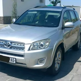 Toyota RAV4 2010