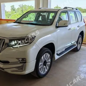 Toyota Land Cruiser Prado 2023