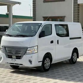 Nissan Urvan 2023