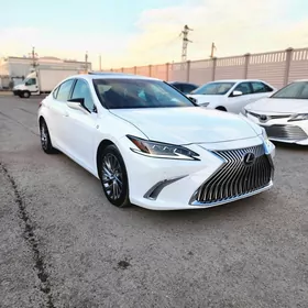 Lexus ES 350 2020