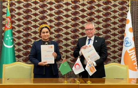 Красный Полумесяц Туркменистана и ЮНФПА подписали меморандум о сотрудничестве