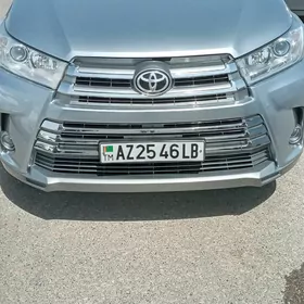 Toyota Highlander 2018