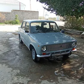 Lada 2104 1985