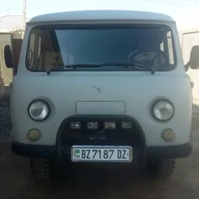 UAZ 469 2003