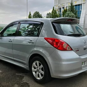 Nissan Versa 2010