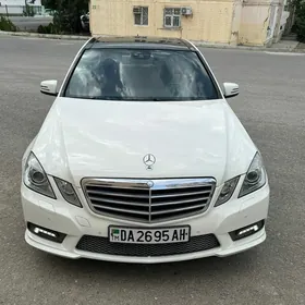 Mercedes-Benz E300 2011