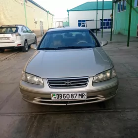 Toyota Camry 1997