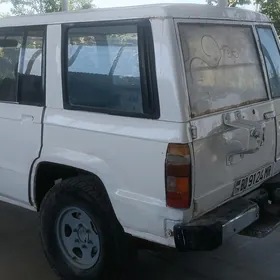 Mitsubishi Pajero 1984