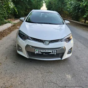 Toyota Corolla 2014