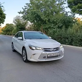 Toyota Camry 2017