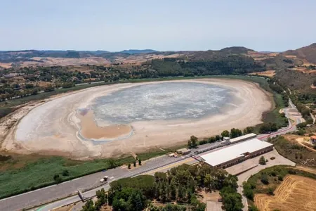 Озеро Пергуза на Сицилии превратилось в лужу из-за изменения климата