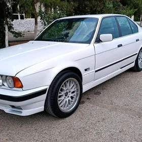 BMW 525 1990