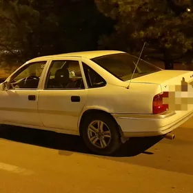 Opel Vectra 1990